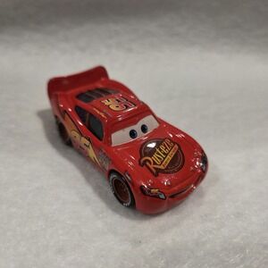 Disney Pixar Cars Lightning McQueen Diecast Car Red‎
